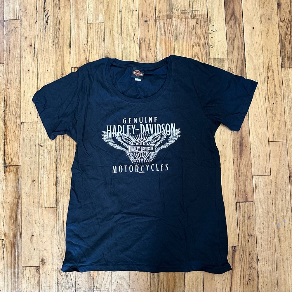New and Unworn Women’s Harley-Davidson Black Graphic T-Shirt size XL